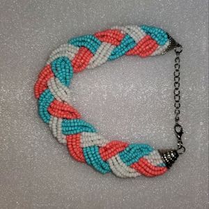 Adjustable size bracelet